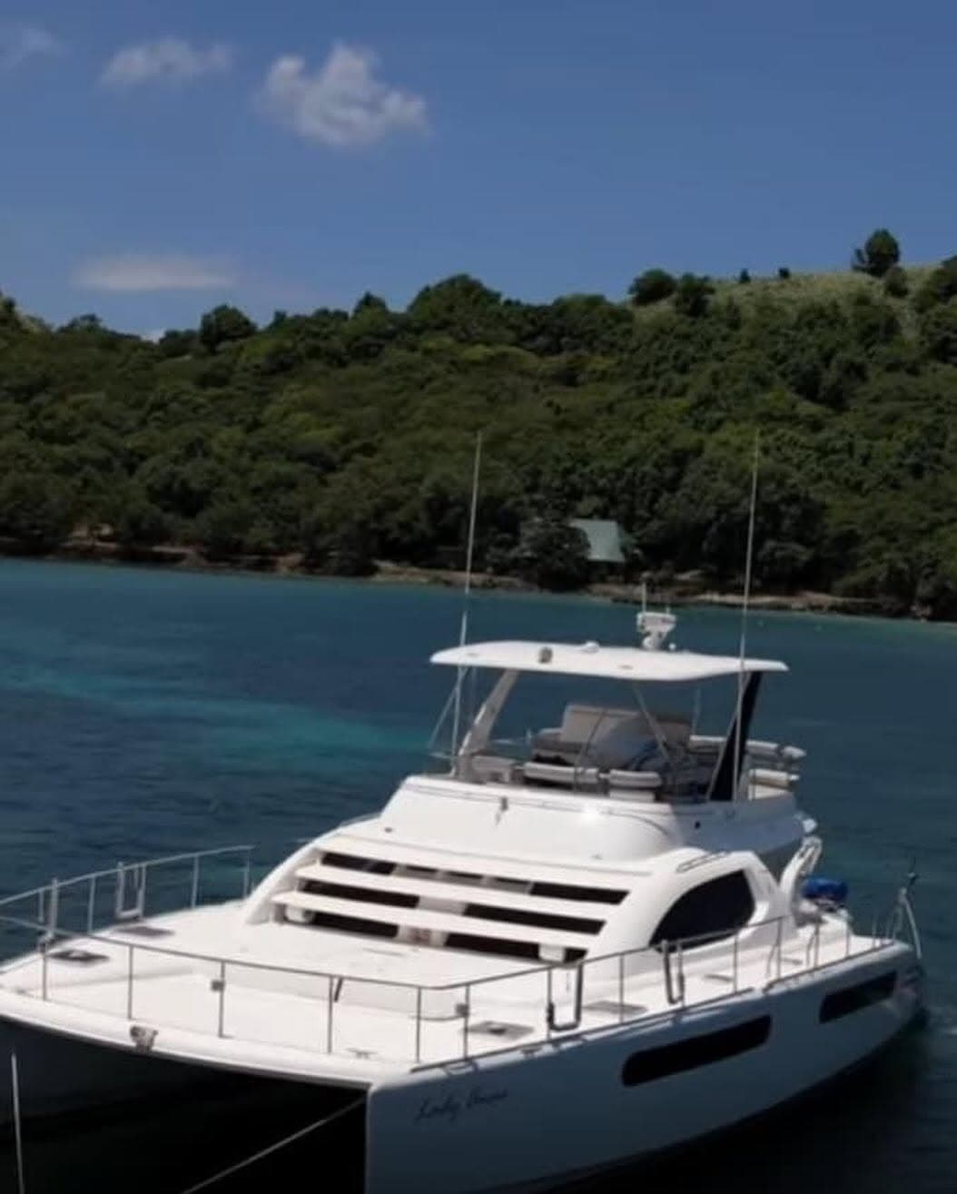 50ft Luxury Power Cat on a multi-day Caribbean charter